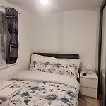 Charming Modern Home In Cheltenham