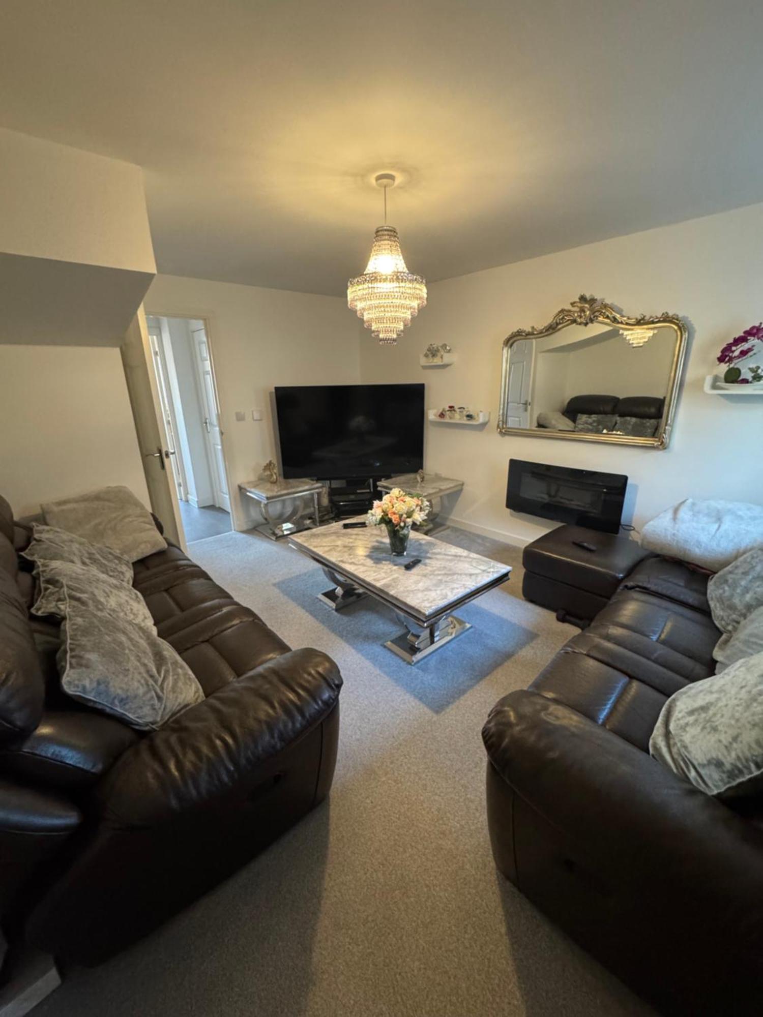 Charming Modern In Cheltenham